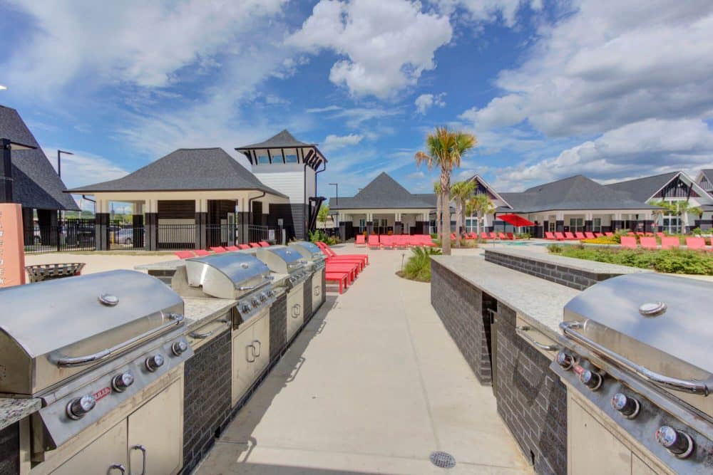 the row at the stadium off campus apartments near university of south carolina grilling stations outdoor kitchen